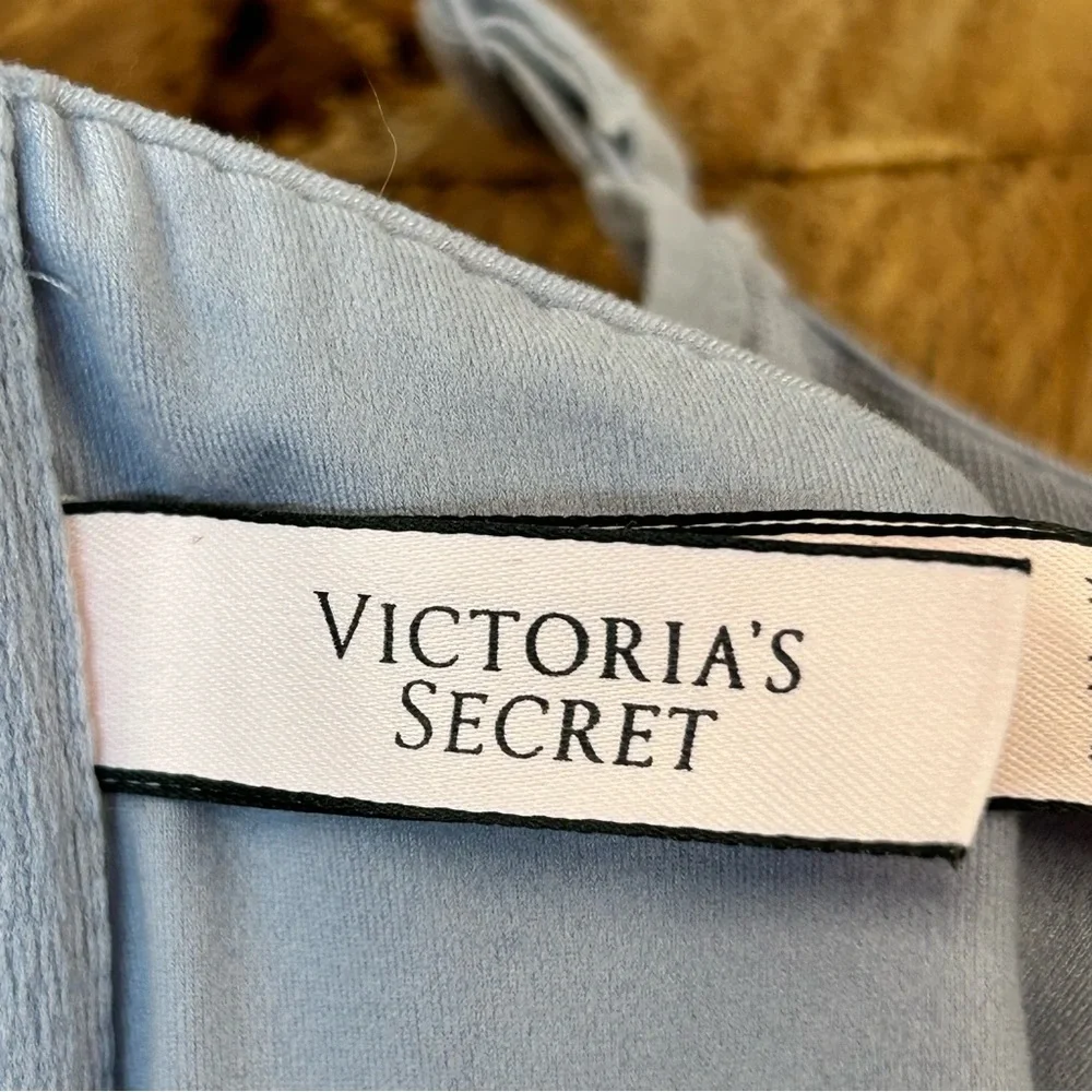 Victoria's Secret‎ Purple Full-Coverage Bra